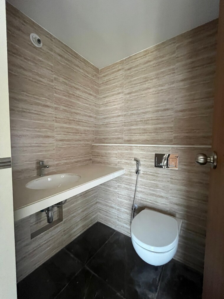Bathroom, lodha-codename-premier 2 Bedroom 572 Sq.Ft. Apartment In Dombivli East Thane 8311699