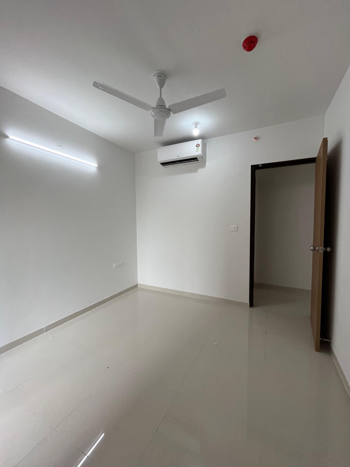 2 BHK + Pooja Room Apartment For Sale in Lodha Codename Premier