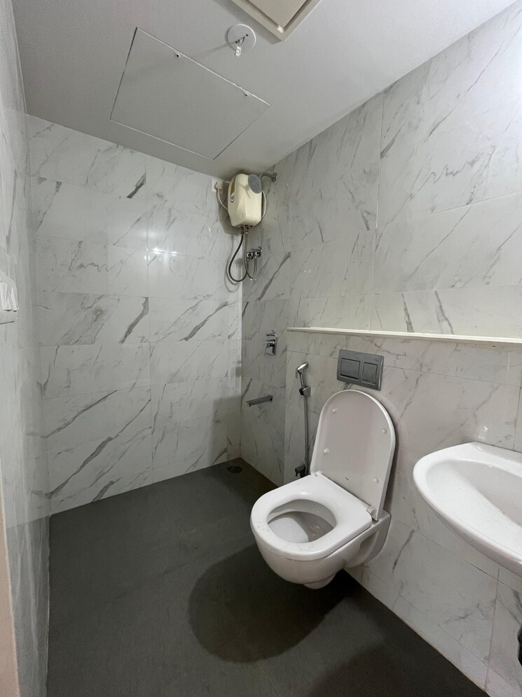 Bathroom, lodha-codename-premier 2 Bedroom 572 Sq.Ft. Apartment In Dombivli East Thane 8311699