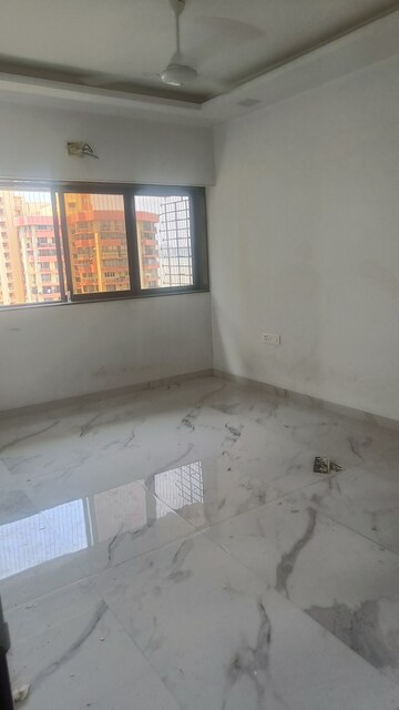 2 BHK Apartment For Sale in Churchgate