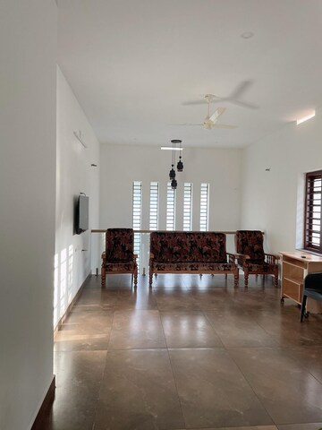 Living Room in 4 BHK Villa at Thrissur 1 – for Sale