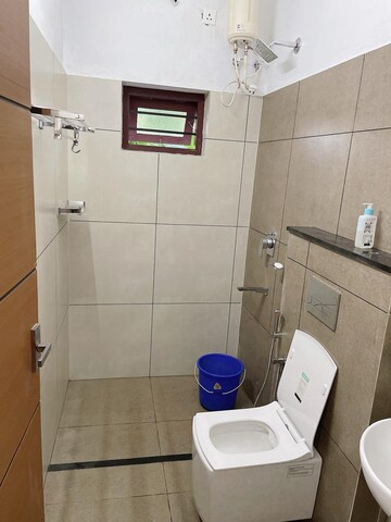Bathroom in 4 BHK Villa at Thrissur 1 – for Sale