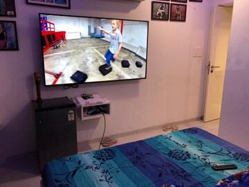 Bedroom in 1 BHK Apartment at Lokhandwala Complex, Andheri West – for Sale