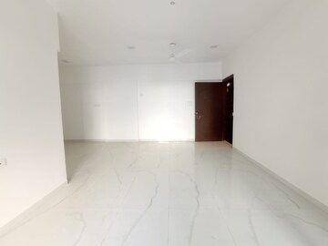 Room in 2 BHK Apartment at Ruparel Orion, Chembur – for Rent