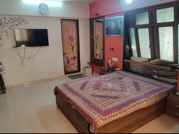 Master Bedroom in 3 BHK Apartment at Omkar Apartments Vashi, Sector 28 – for Sale