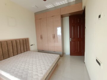Room in 2 BHK Apartment at Siddhi Garima, Chembur – for Rent
