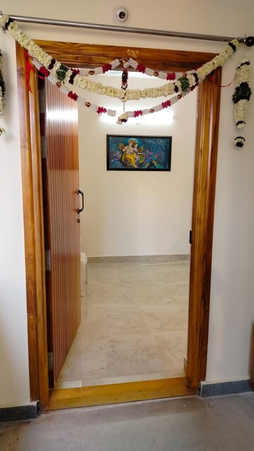 Furnished Amenities in 2 BHK Apartment at Khajaguda – for Rent