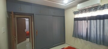 Room in 3 BHK Apartment at Serilingampally – for Rent