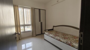 Room in 2 BHK Apartment at Puranik Rumah Bali, Ghodbunder Road – for Sale