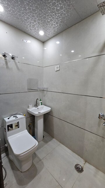 Bathroom in 3 BHK Builder Floor at Gyan Khand – for Rent