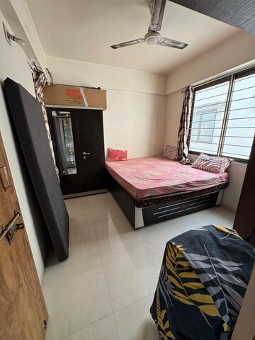Bedroom in 2 BHK Apartment at Nava Naroda – for Rent