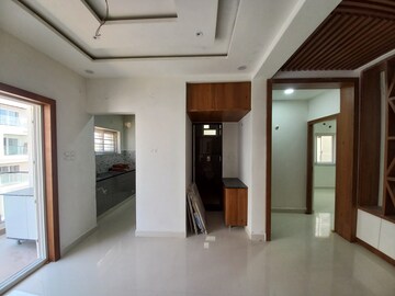 Room in 3 BHK Apartment at Serilingampally – for Rent