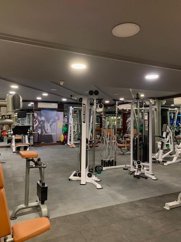 Gym in  Showroom at K Raheja Vihar, Powai – for Rent