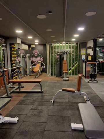 Gym in  Showroom at K Raheja Vihar, Powai – for Rent