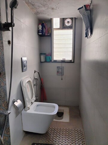 Bathroom in 1 RK Apartment at Bandra West – for Rent