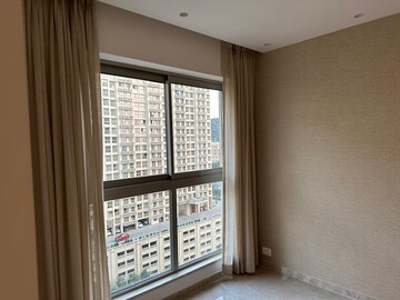 Room in 3 BHK Apartment at Kanakia Rainforest, Andheri East – for Rent