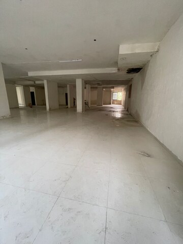 Room in  Showroom at K Raheja Vihar, Powai – for Rent