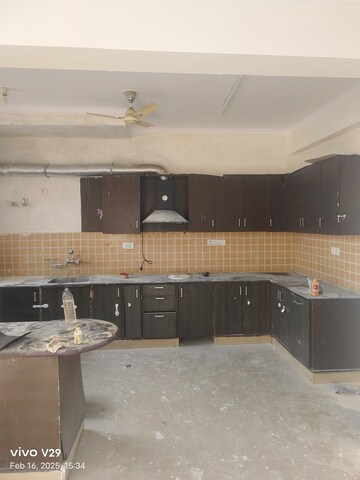 Kitchen in 3 BHK Apartment at HBH Galaxy Apartments, Sector 43 – for Rent