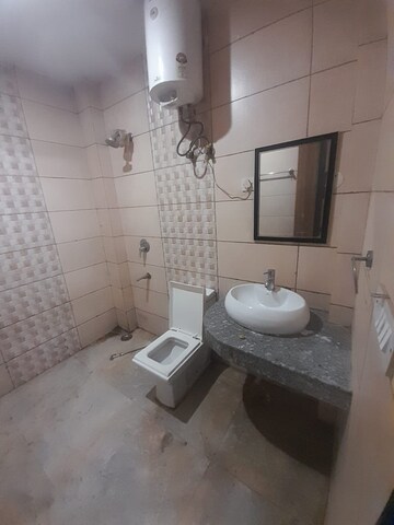 Bathroom in 1 BHK Apartment at Sector 24 – for Rent