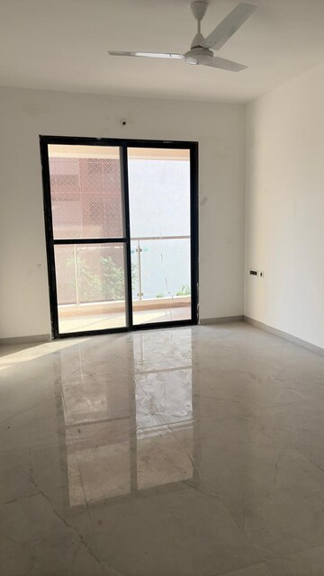 Room in 2 BHK Apartment at Unique Legacy Royale, Keshav Nagar – for Rent