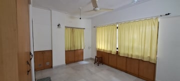 Bedroom in 2 BHK Apartment at Bandra West – for Rent