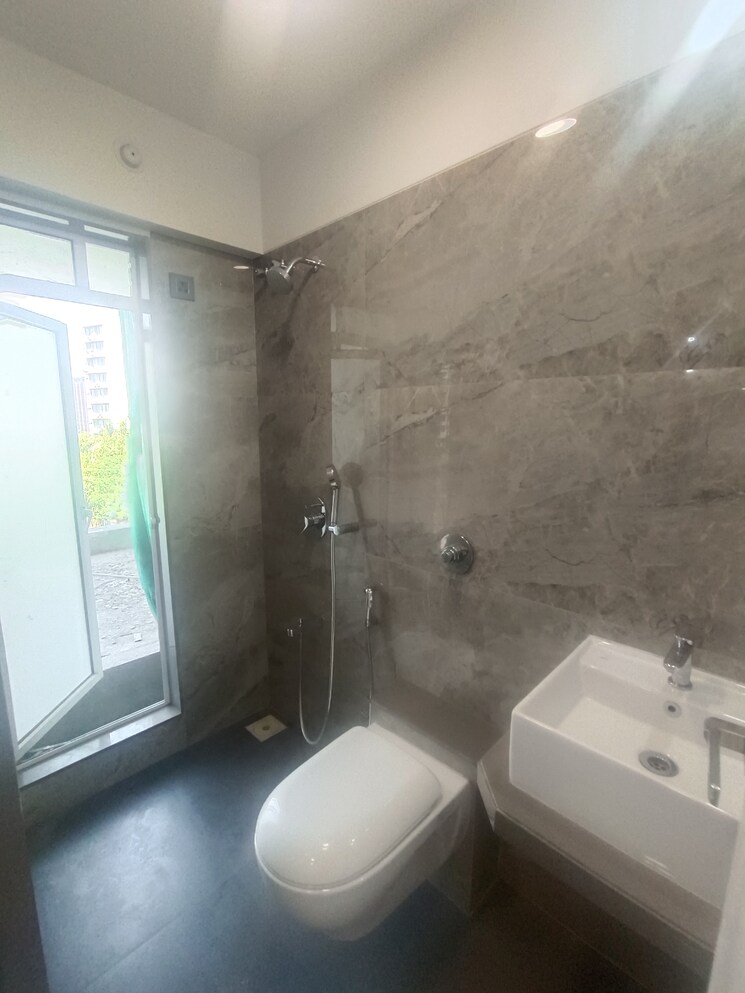 Bathroom, paradigm-71-midtown 1 Bedroom 385 Sq.Ft. Apartment In Chembur Mumbai 8312264