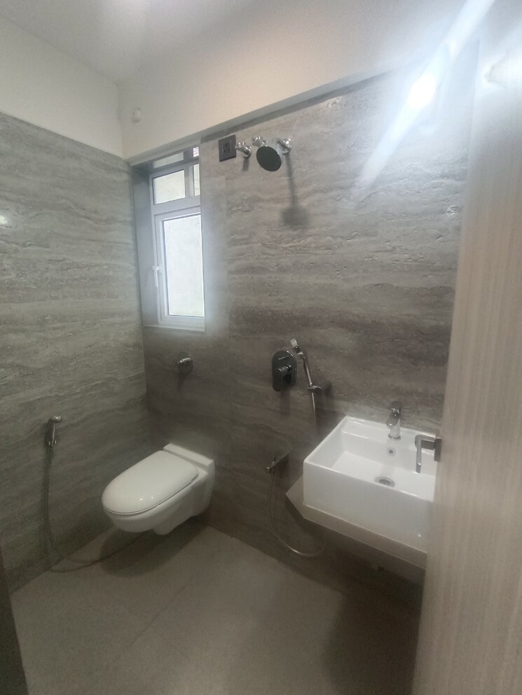 Bathroom, paradigm-71-midtown 1 Bedroom 385 Sq.Ft. Apartment In Chembur Mumbai 8312264