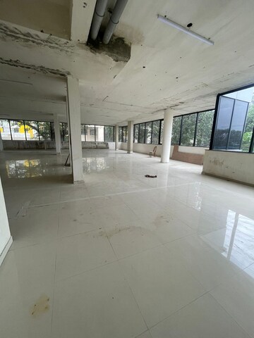 Parking in  Showroom at K Raheja Vihar, Powai – for Rent