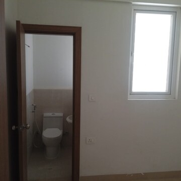 Room in 3 BHK Apartment at ATS Nobility, Sector 4, Greater Noida – for Rent