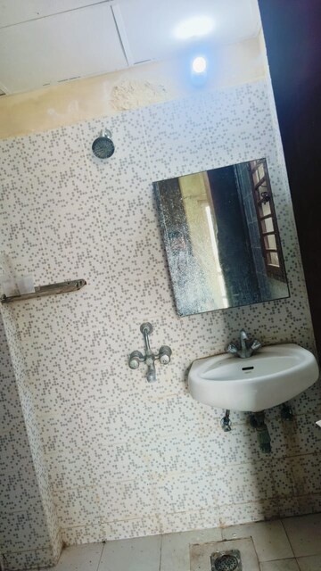 Bathroom in 3 BHK Builder Floor at BPTP Park Elite Floor II, Sector 75 – for Rent