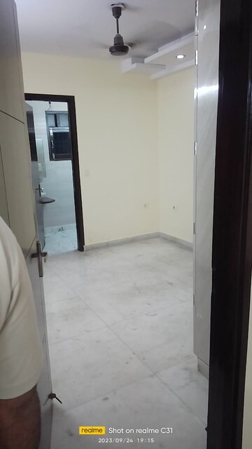 Bathroom in 3 BHK Builder Floor at Paschim Vihar – for Rent