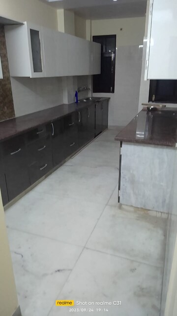 Kitchen in 3 BHK Builder Floor at Paschim Vihar – for Rent