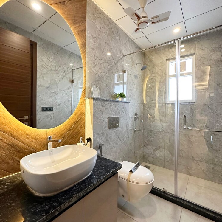 Bathroom, dlf-building-10 3 Bedroom 1800 Sq.Ft. Builder Floor In Dlf Cyber City Gurgaon 8312600