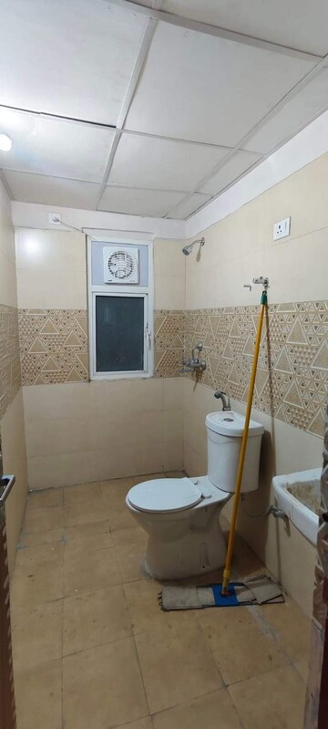 Bathroom in 3 BHK Apartment at Amrapali Golf Homes, Sector 4, Greater Noida – for Rent