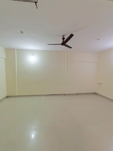 Room in 3 BHK Apartment at Siddhivinayak Shubhashree Residential, Akurdi – for Rent