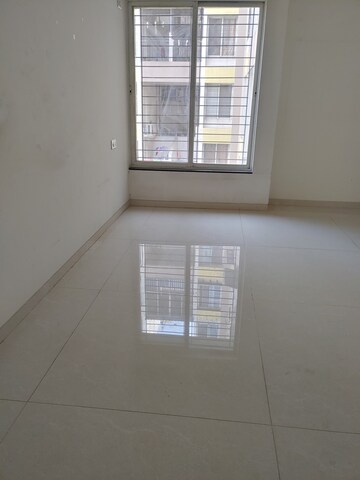 Room in 2 BHK Apartment at Lambodar Vasant Ganesh Vishwa, Bavdhan – for Rent