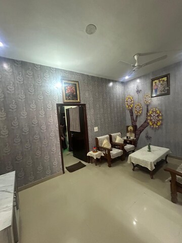Living Room in 3 BHK Independent House at Sector 21d – for Rent