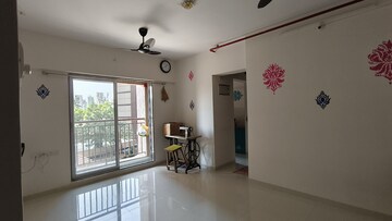 Living Room in 1 BHK Apartment at Metropolis Aquaris Phase 1, Kasarvadavali – for Sale