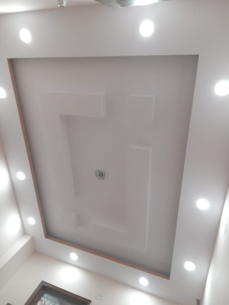 undefined, laxmi nagar 3 Bedroom 71 Sq.Yd. Builder Floor In Laxmi Nagar Delhi 8313713