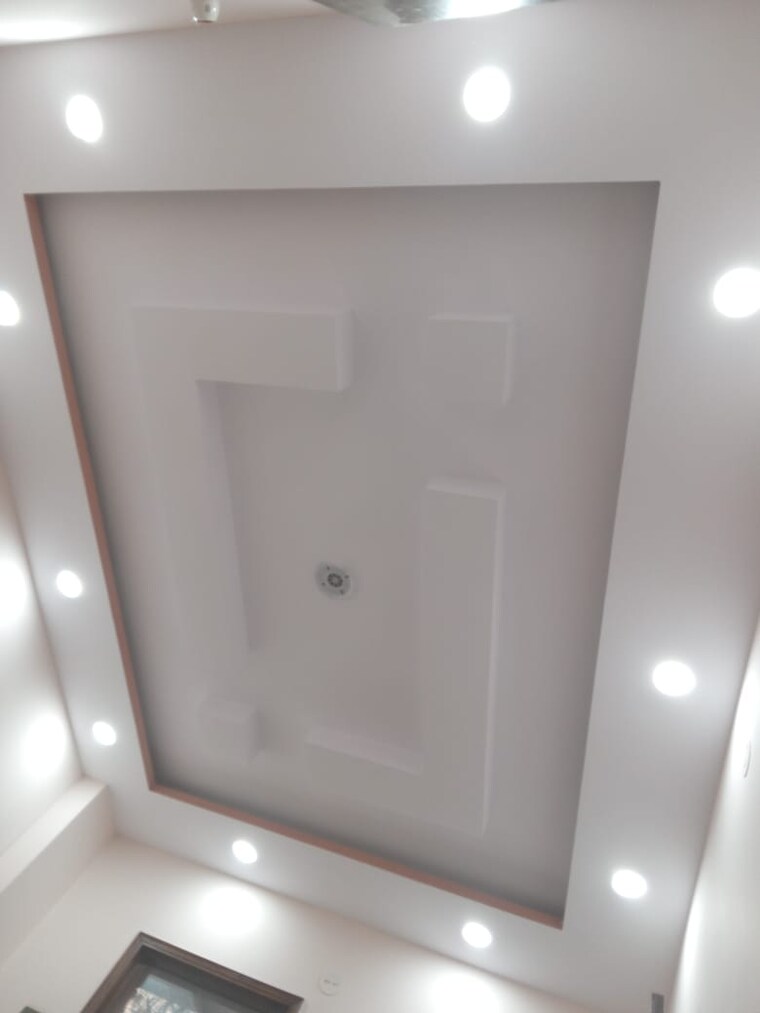 undefined, laxmi nagar 3 Bedroom 71 Sq.Yd. Builder Floor In Laxmi Nagar Delhi 8313713