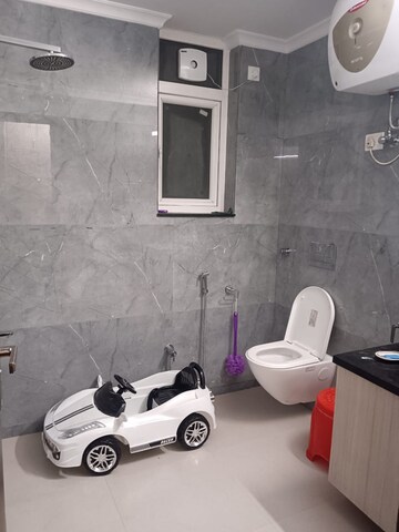 Bathroom in 3 BHK Apartment at Sushant Lok 3, Sector 57 – for Rent