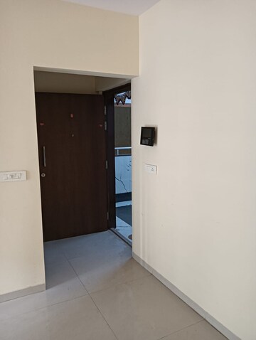 Room in 2 BHK Apartment at Acme Ozone, Manpada – for Rent