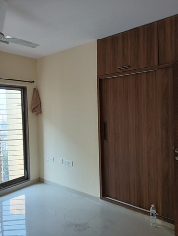 Room in 2 BHK Apartment at Acme Ozone, Manpada – for Rent
