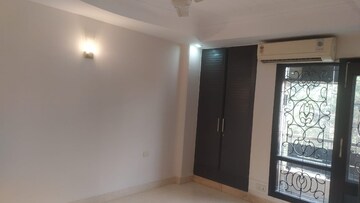 Room in 4 BHK Builder Floor at Greater Kailash I – for Rent