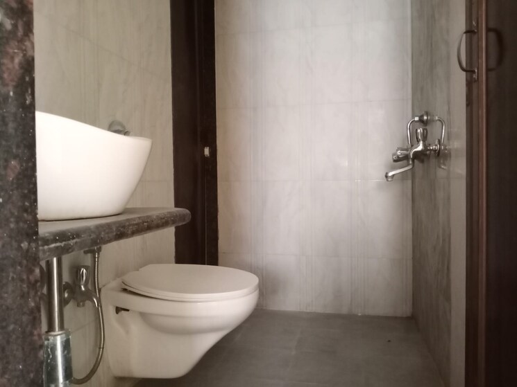 Bathroom, vihang-hills 2 Bedroom 905 Sq.Ft. Apartment In Ghodbunder Road Thane 8313806