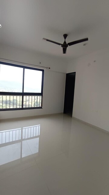Room in 2 BHK Apartment at Shapoorji Pallonji Joyville Hinjewadi, Hinjewadi – for Rent