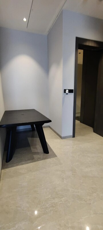 Room in 3 BHK Apartment at Indiabulls Sky Forest, Lower Parel – for Rent