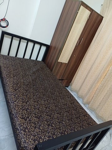  Pg For Rent in Ghansoli