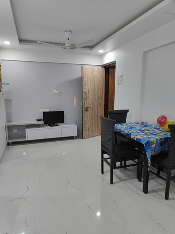 Master Bedroom in 2 BHK Apartment at Vasai West – for Rent