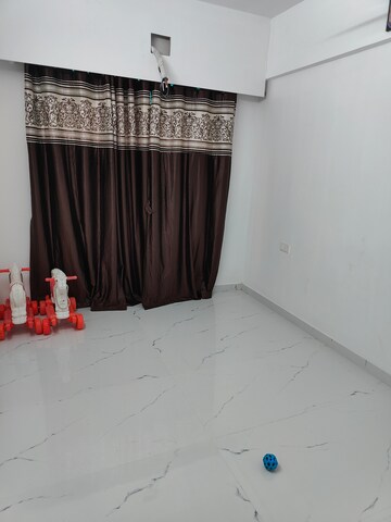 Furnished Amenities in 2 BHK Apartment at Vasai West – for Rent